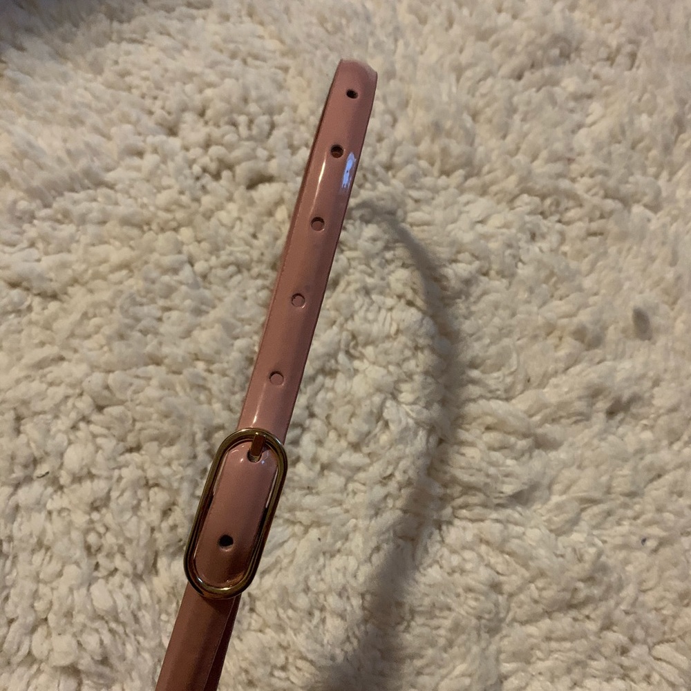 Pink patent leather Ann Taylor belt.